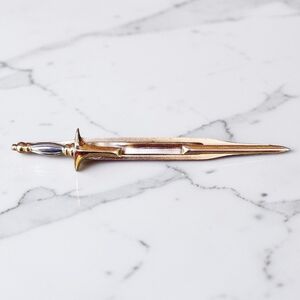 🗡️ Vintage Swank Sword Tie Bar Clip